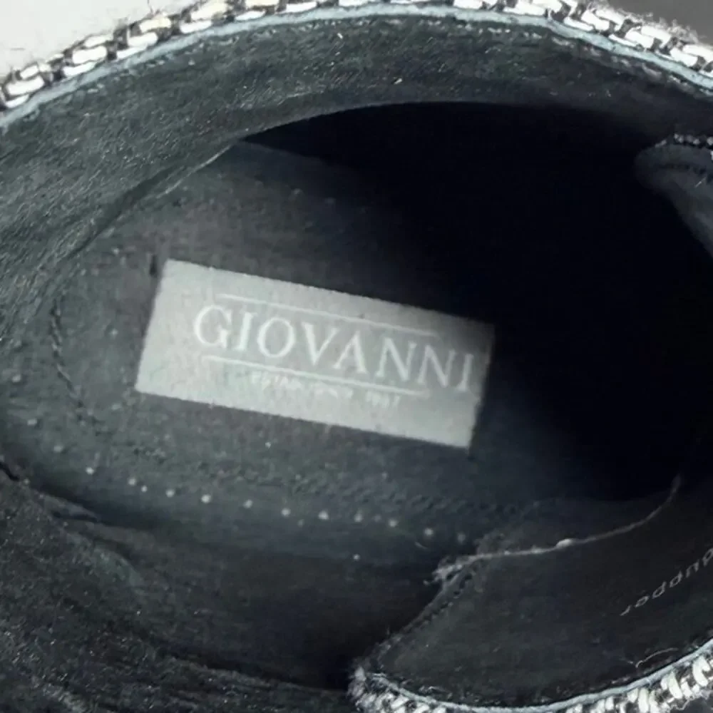 GIOVANNI Boots Black Leather Grey Herringbone Tweed Cloth Panel Cap Toe Lace Up